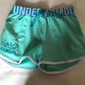 Mint under armor girls shorts